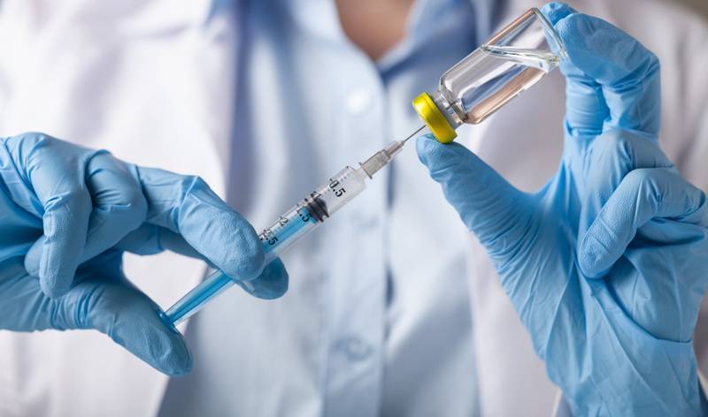 Министр здравоохранения: Вакцина от коронавируса будет бесплатной и доступной