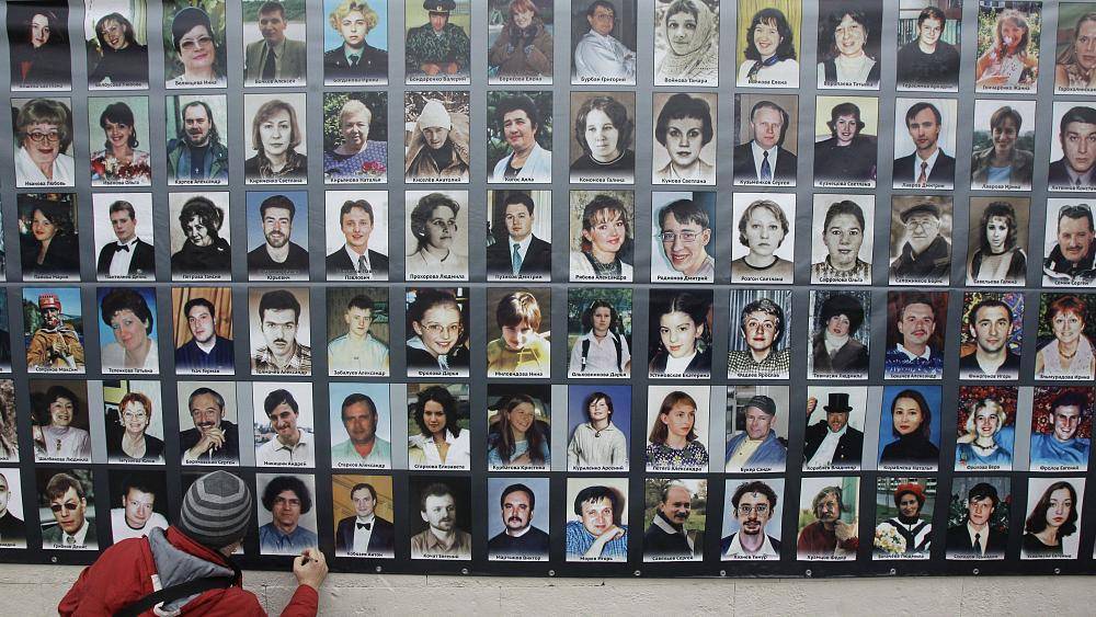 18 лет назад террористы захватили Театральный центр на Дубровке