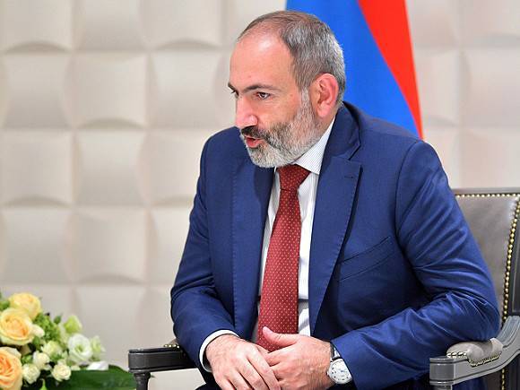 Премьер Армении призвал народ к оружию