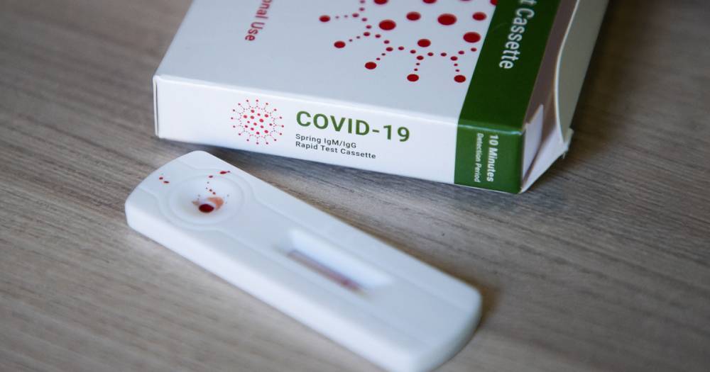Власти Польши объявили всю страну "красной зоной" по коронавирусу