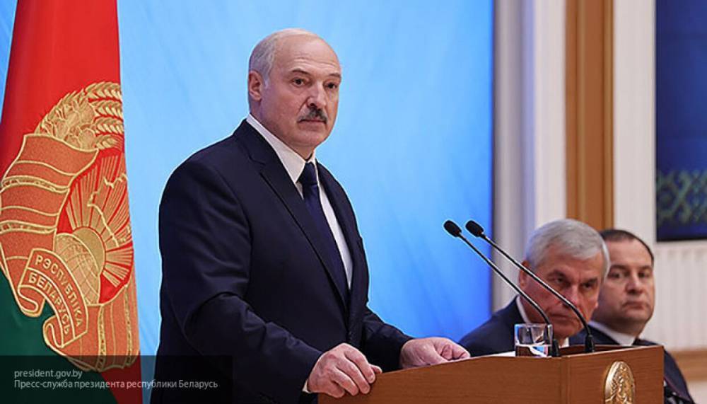 Бронетранспортеры замечены у резиденции президента Белоруссии