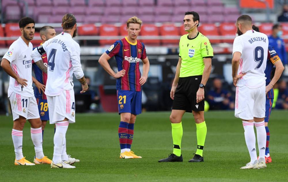 Барселона подала жалобу на судейство в матче с Реалом