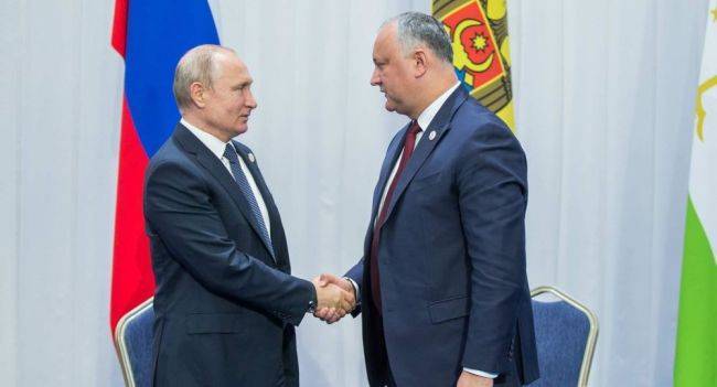 Молдавский народ оценит усилия Додона, уверен Путин
