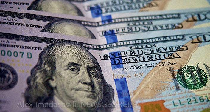 Нацбанк Грузии продолжает продавать доллары