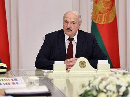 Лукашенко: Против нас развернули террористическую войну