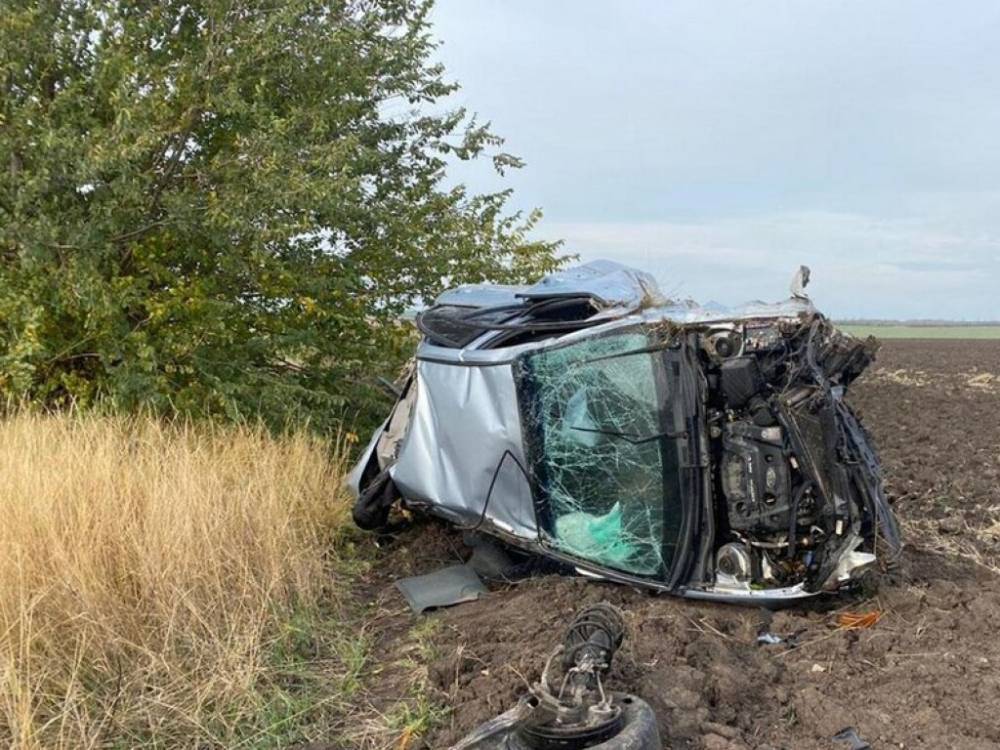 В Запорожской области пьяная молодая женщина погибла за рулем Kia