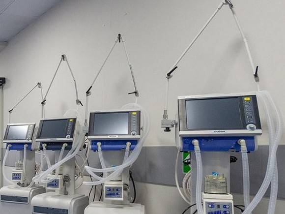 Более 40% пациентов в больницах Подмосковья находятся на кислороде или ИВЛ