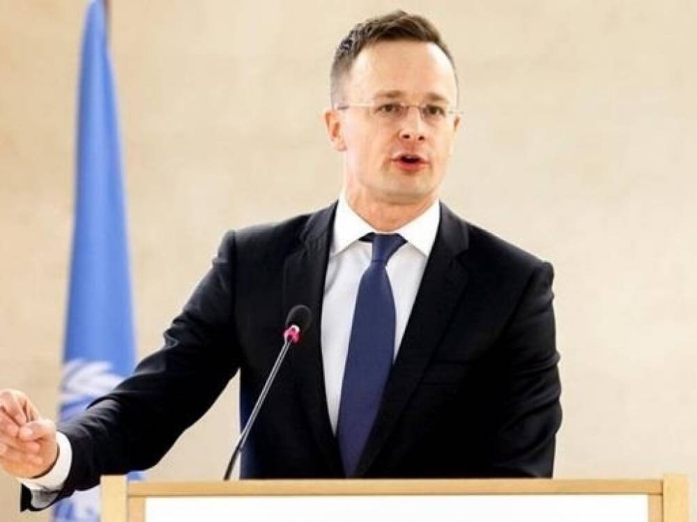 Будапешт отреагировал на внесение Киевом в черный список венгерских чиновников