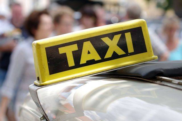 В Хабаровске водитель такси уснул за рулём и едва не «убил» пассажира