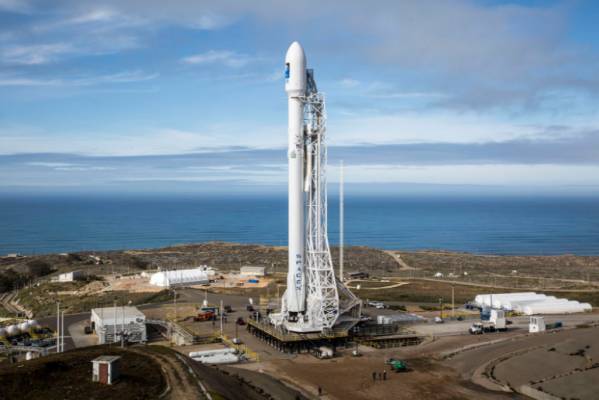 SpaceX отменила запуск ракеты за 2 секунды до старта