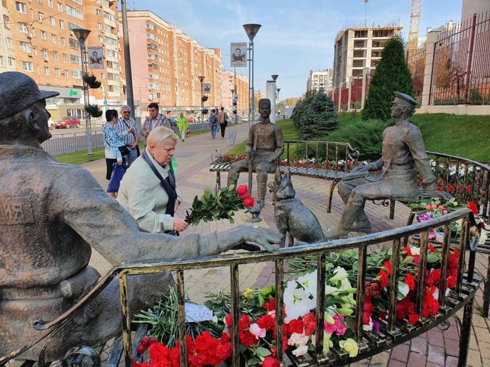 Мемориал Ирине Славиной уничтожили в центре Нижнего Новгорода