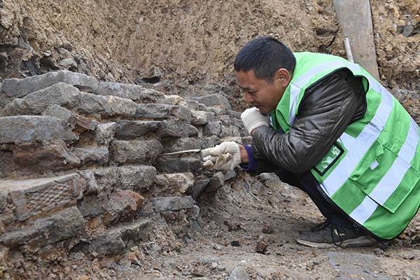 В китайском Цзысине нашли две гробницы возрастом около 1800 лет