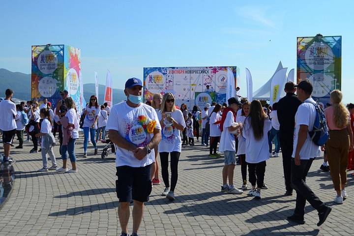 День ходьбы в Новороссийске собрал более пяти тысяч участников