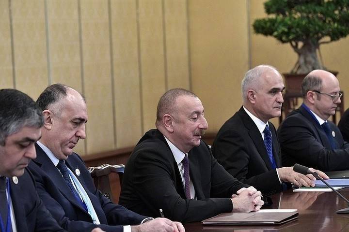 Алиев заявил об освобождении семи сел в Карабахе