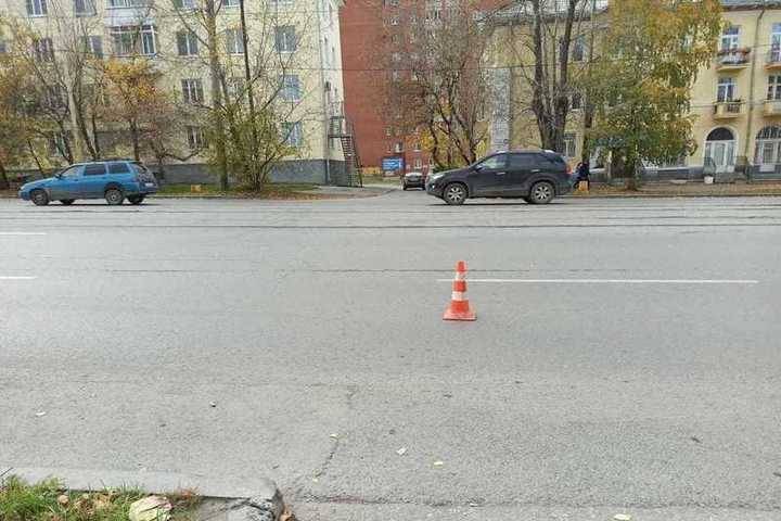 Ребенок попал под машину в Екатеринбурге