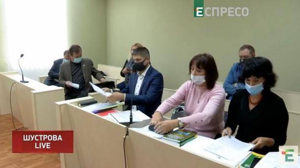 На суде против "Европейской солидарности" Кременчугскую ТИК защищали адвокаты действующей городской власти