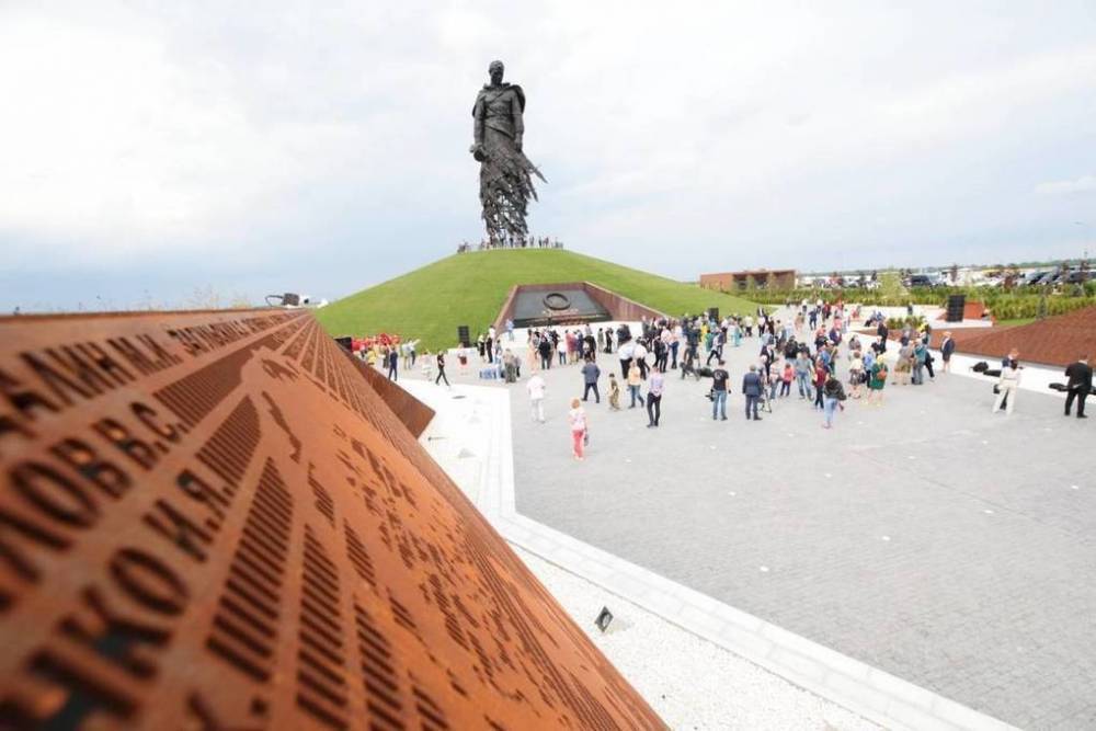 Более 300 тысяч человек посетили Ржевский мемориал в Тверской области