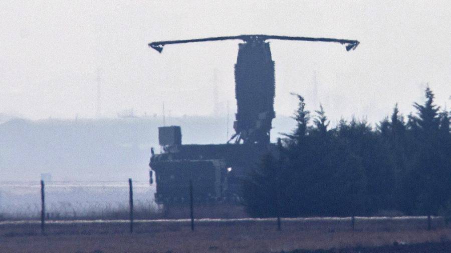 НАТО призвало Турцию найти альтернативы российским С-400