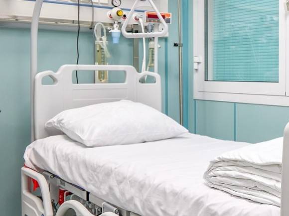 Еще одна больница Петербурга начала прием больных с COVID-19