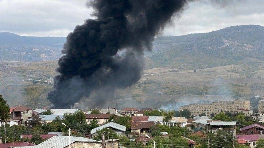Атака на Степанакерт: В столице Нагорного Карабаха вновь рвутся снаряды