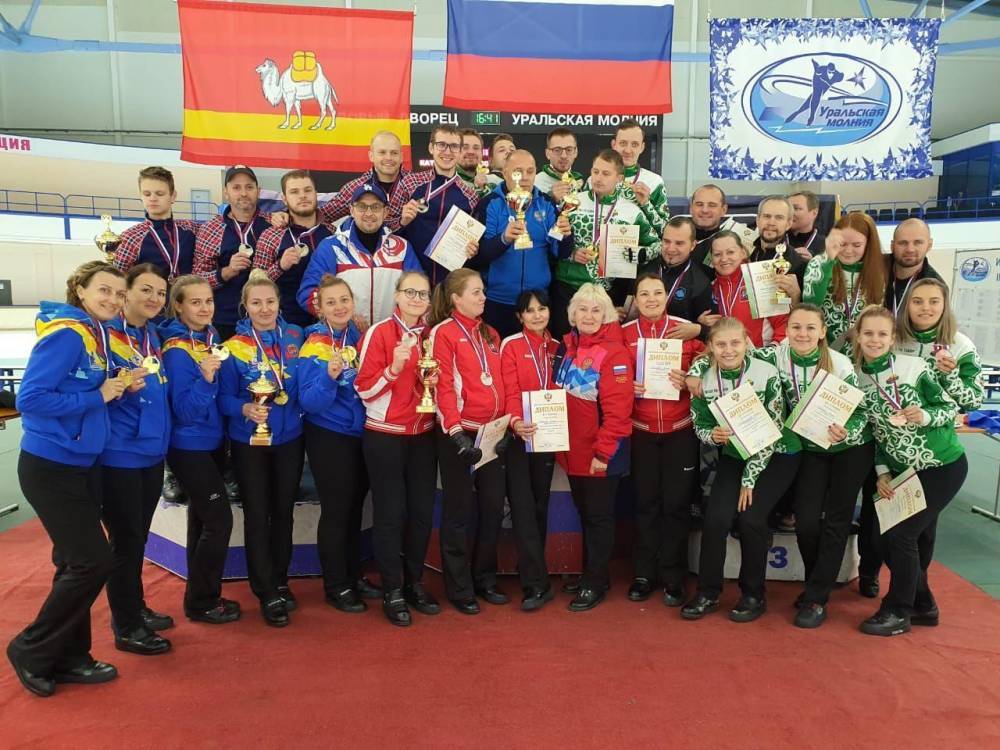 Томская сборная стала первой на чемпионате России по керлингу среди глухих