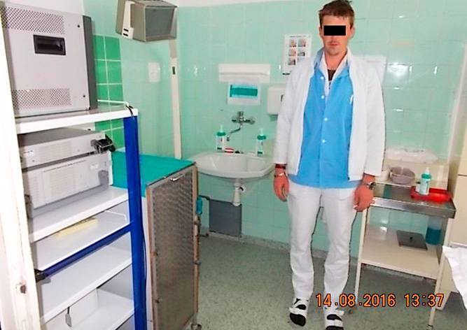 Замаскированный под врача вор пытался ограбить больницу в Чехии