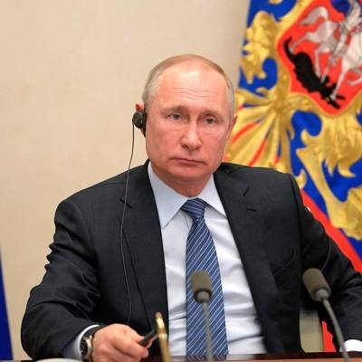 Путин поблагодарил российский парламент за эффективную работу в условиях пандемии