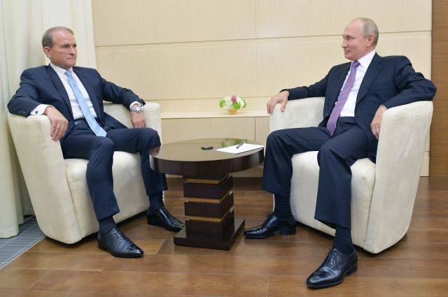 Путин заявил Медведчуку о готовности восстанавливать отношения с Украиной
