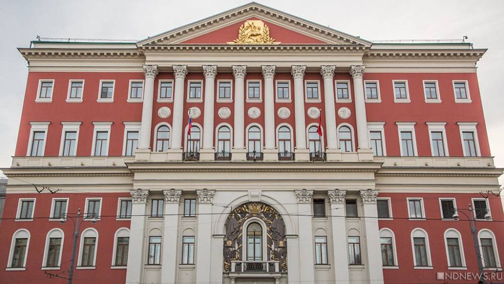 Ситуация с covid-19 «ухудшается»: у мэрии Москвы заканчивается коронавирусный бюджет