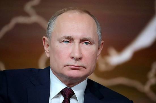 Владимир Путин рассчитывает, что в Киргизии «всё обойдётся мирно»