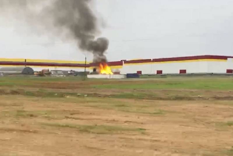 Возгорание на территории завода в Смоленской области сняли на видео