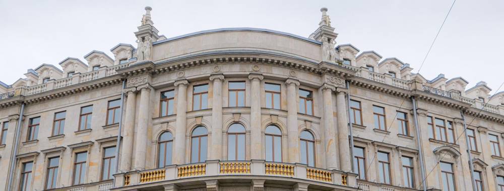 Первые на Невском: БЦ с видом на Дворцовую будут сдавать вместо продажи