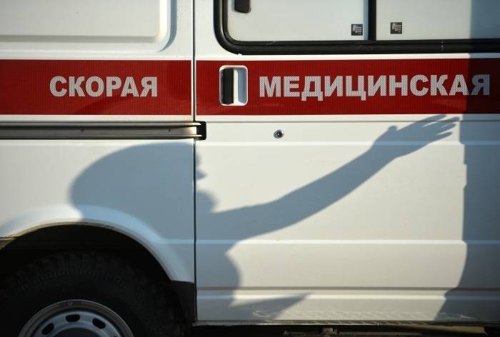 В ДТП со школьным автобусом в Дагестане погибли трое взрослых, пострадали 8 детей и водитель - МВД