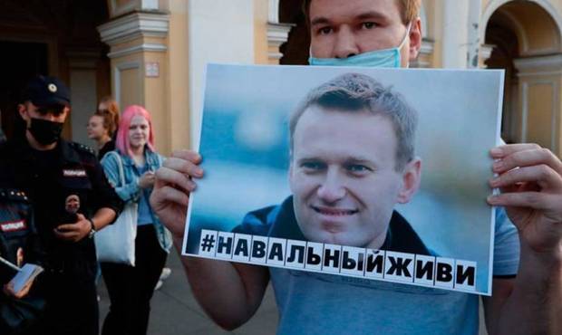 Власти Франции и Германии готовят санкции против сотрудников ГРУ из-за отравления Навального