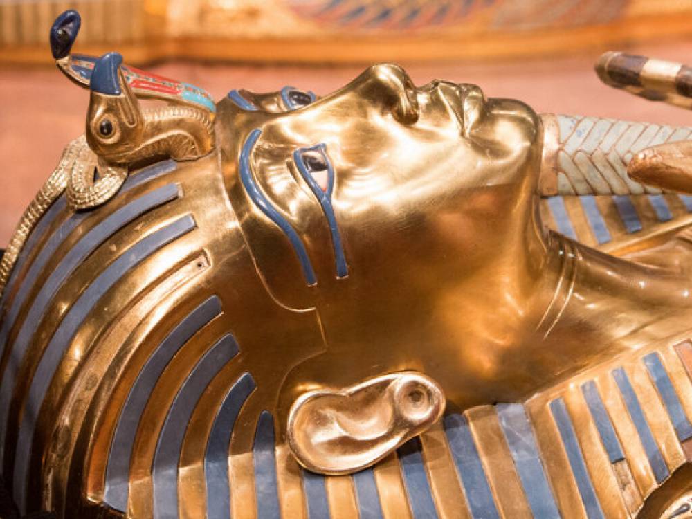 «Мир столкнется еще с одной катастрофой»: в соцсетях обсуждают мистические последствия вскрытия 59-ти египетских саркофагов