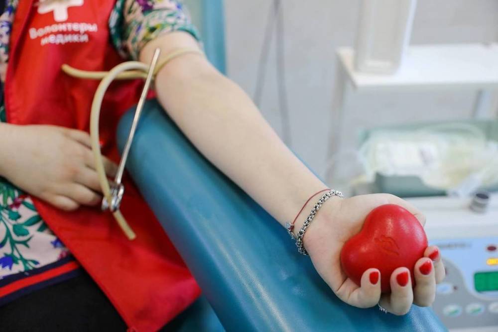 В Волгоградской области ищут антиковидную плазму крови для врача