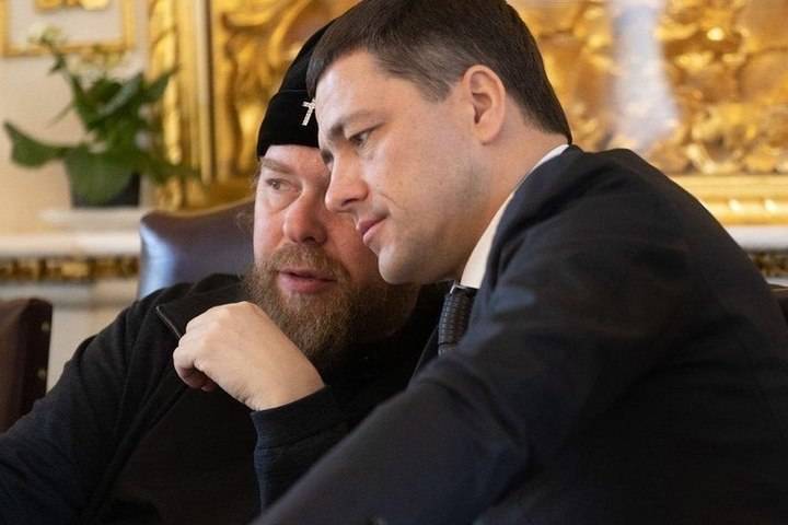 Михаил Ведерников поздравил митрополита Тихона с днем ангела