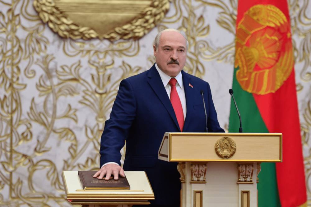 Евросоюз может утвердить санкции против Лукашенко уже в понедельник, - журналист