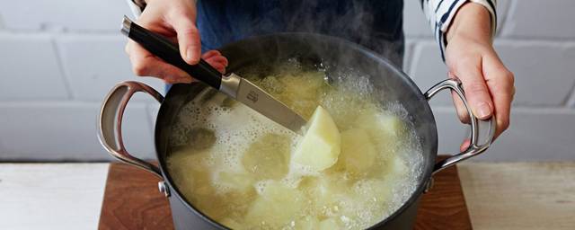 Поляки назвали «недопустимую» ошибку при варке картофеля