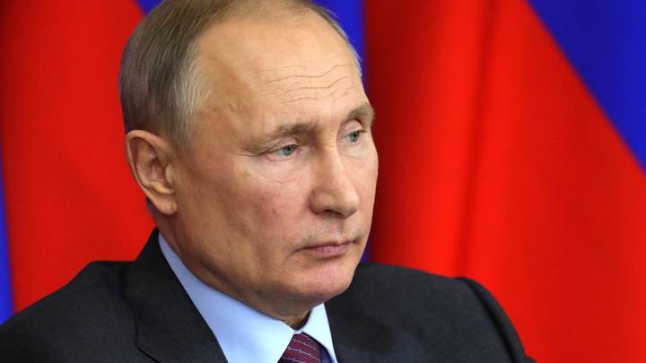 Путин обсудил с Совбезом ситуацию у российских границ