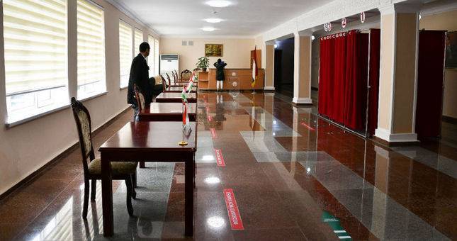 Серьезный подход: наблюдатели СНГ оценили готовность Таджикистана к выборам