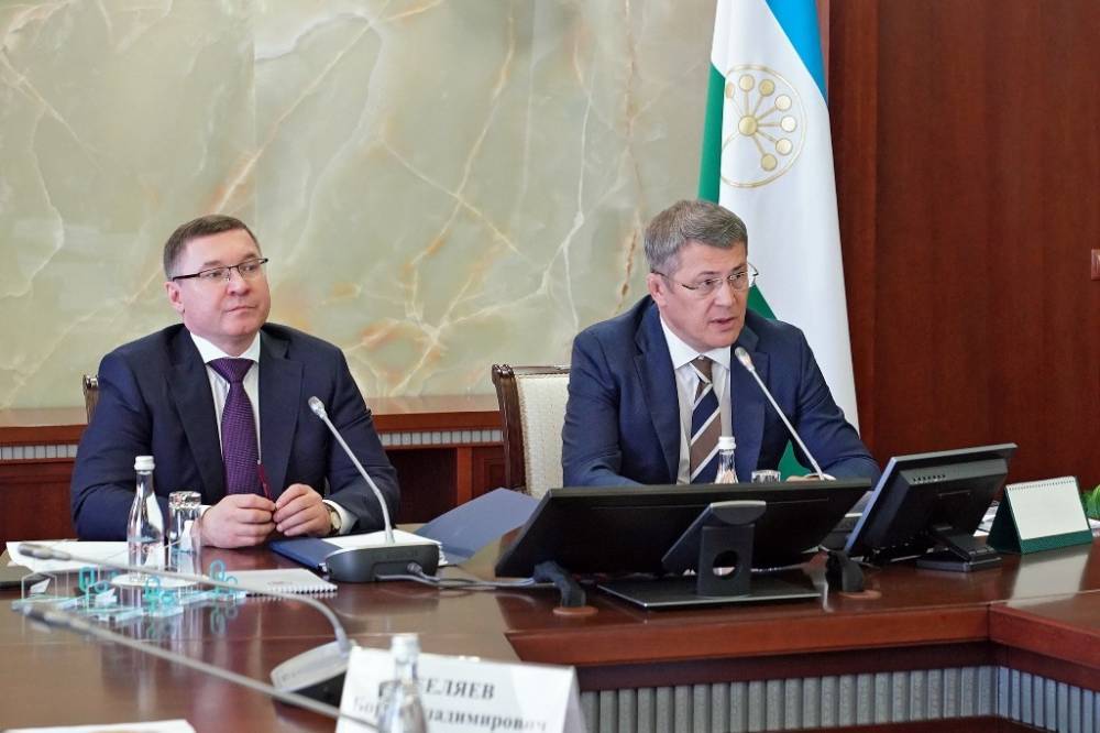 Владимир Якушев и Радий Хабиров обсудили реализацию нацпроекта «Жилье и городская среда» в Башкирии