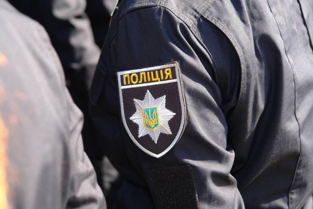 На Луганщине двух полицейских подозревают в незаконном обыске и подделке документов