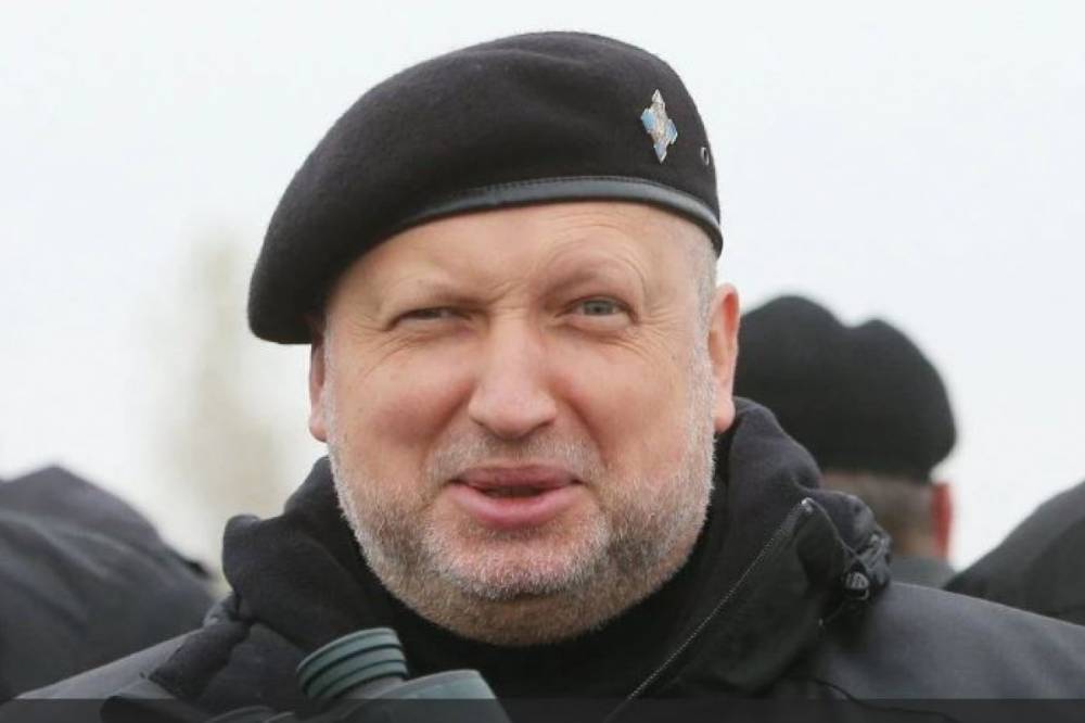 Кузьмин: Генпрокуратура официально подтвердила возбуждение уголовного дела против Турчинова об отказе выполнять амнистию участникам событий на Донбассе