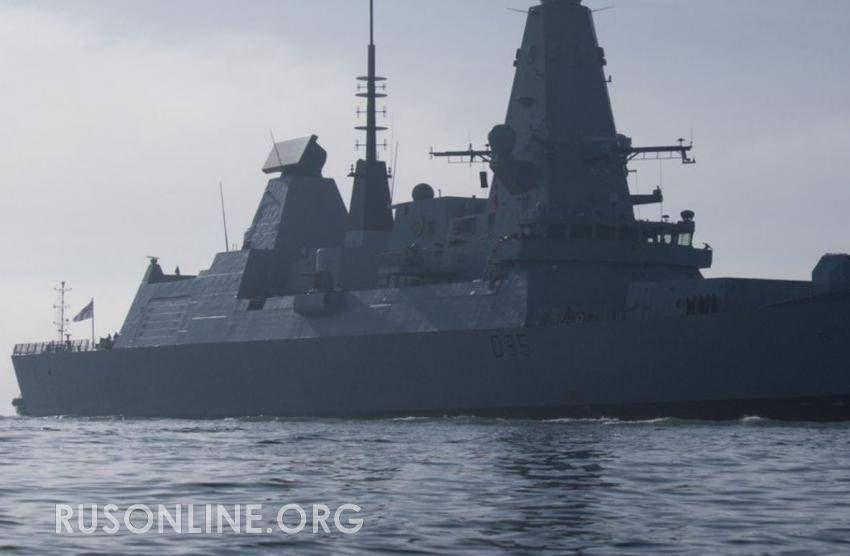 Россия устроила необычную встречу британскому эсминцу в Черном море