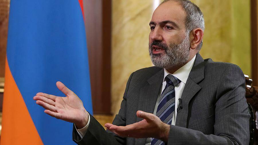 Пашинян объяснил свое решение прекратить войну в Карабахе