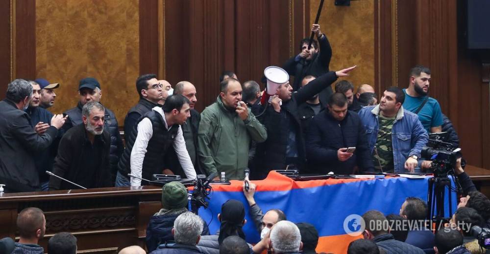 Прекращение войны в Карабахе: оппозиция хочет отменить решение