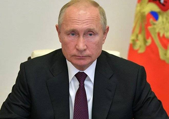Путин заявил об окончании военных действий в Карабахе и вводе двух тысяч миротворцев