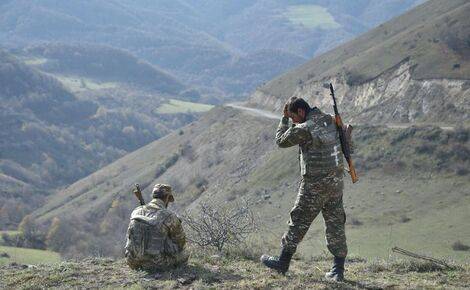 Премьер Армении заявляет о продолжении боевых действий в Нагорном Карабахе, несмотря на заключение мира