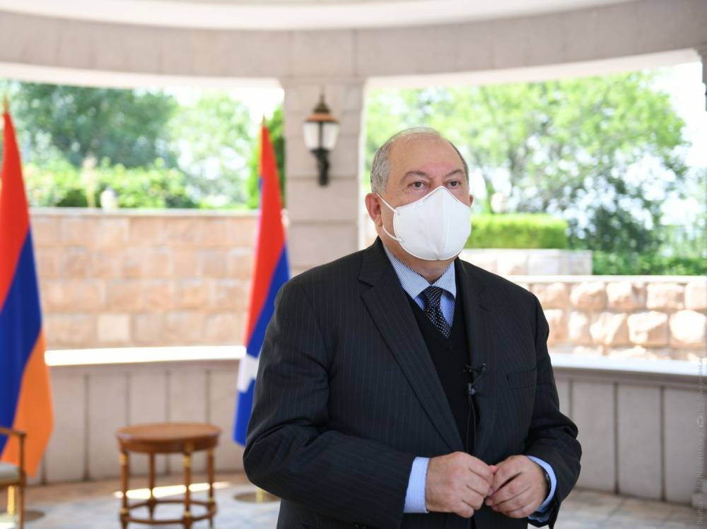 Президент Армении заявил, что узнал о прекращении войны в Нагорном Карабахе из прессы